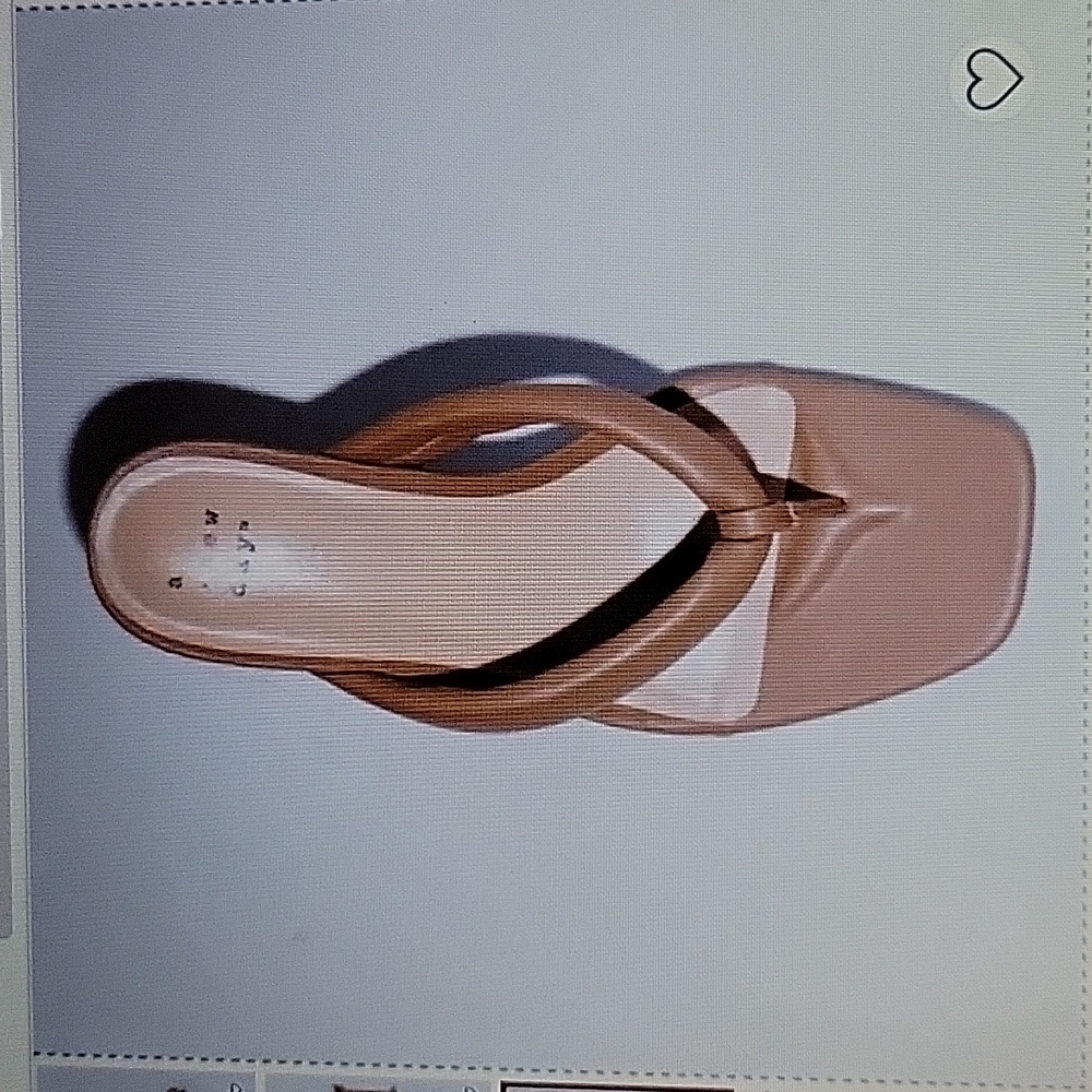 A New Day Elvie Round Heel Sandals Brown Memory Foam insole padded strap 8 New… - Picture 4 of 11